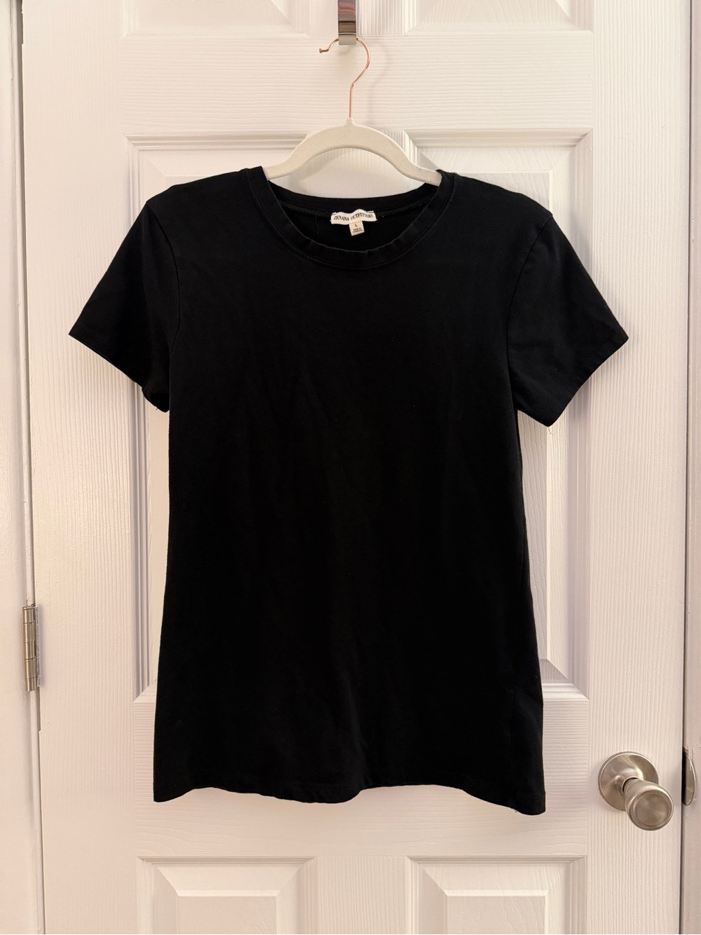 Zenana Outfitters Black Short Sleeve Round Neck T-shirt Large